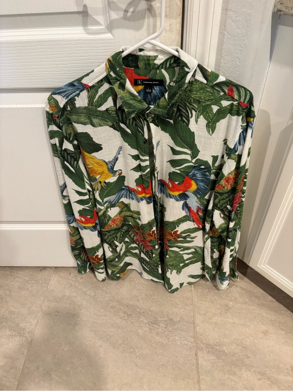 INC International Concepts White Tropical Parrot Print Button-Up Shirt